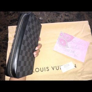 MUST SALE, MAKE REASONABLE OFFERS Louis Vuitton